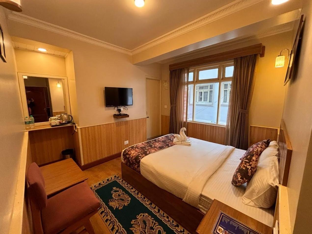 Hotel Serenity Taksa Palace Darjeeling  Exterior foto