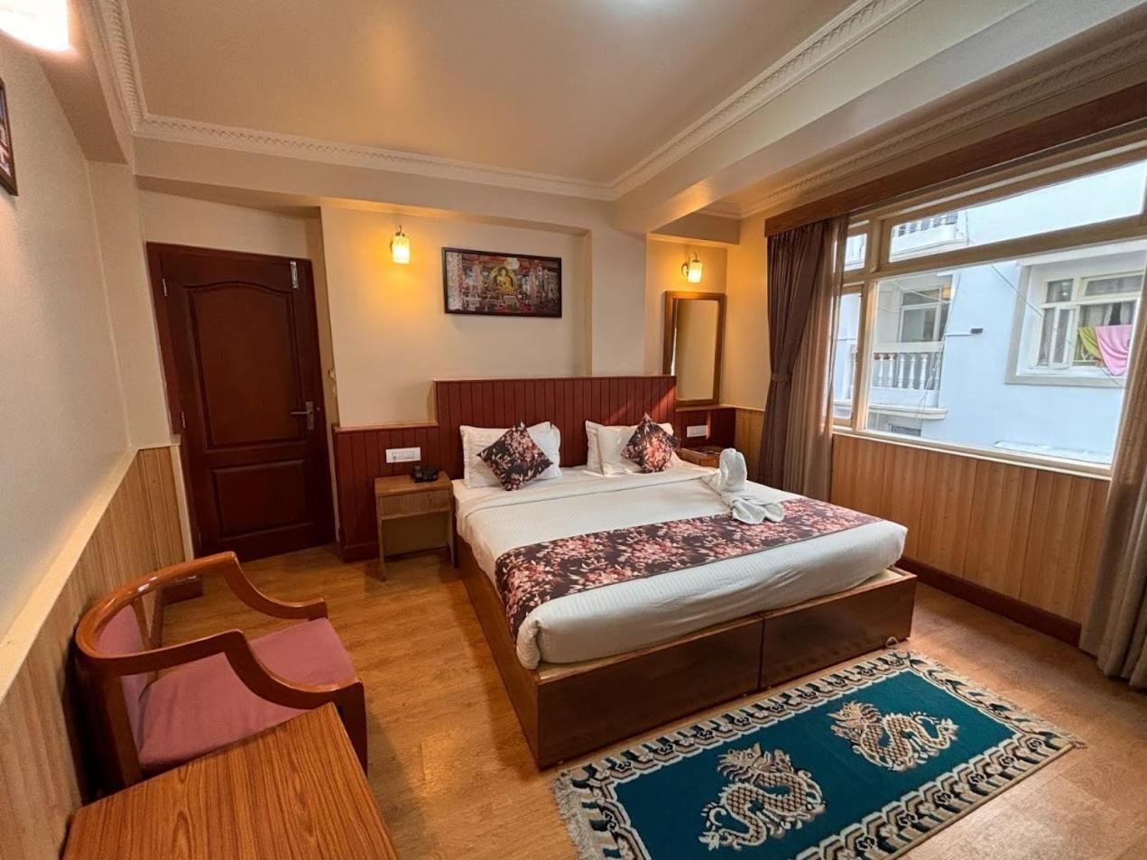 Hotel Serenity Taksa Palace Darjeeling  Exterior foto