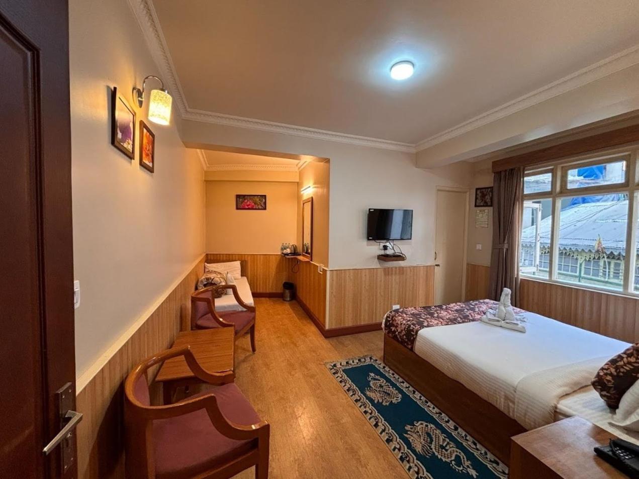 Hotel Serenity Taksa Palace Darjeeling  Exterior foto